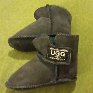 TODDLER UGGS Classic Boots!